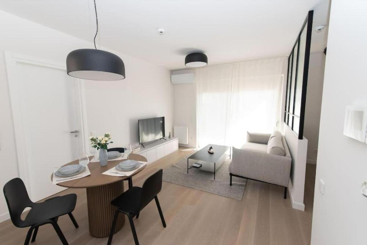 Modern Apartment Close To Athens City Center ภายนอก รูปภาพ